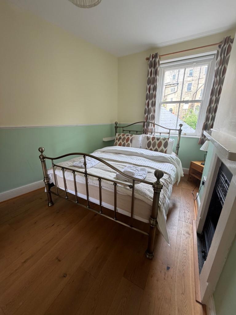 Elegant double bed, solid frame