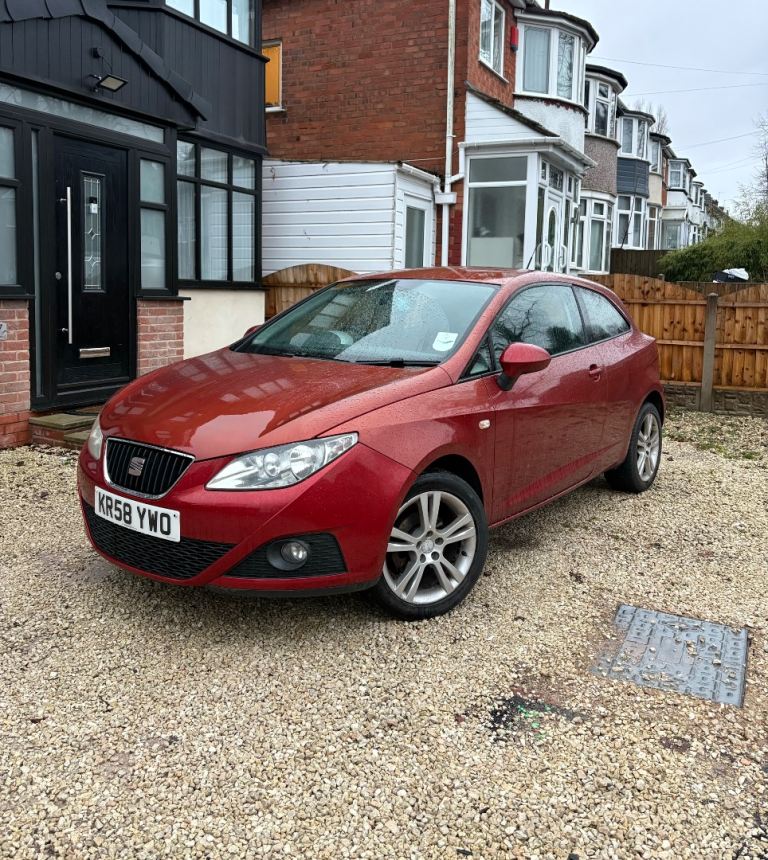 SEAT IBIZA 2009 – 1.6 PETROL – FSH - MOT TILL JAN 2027