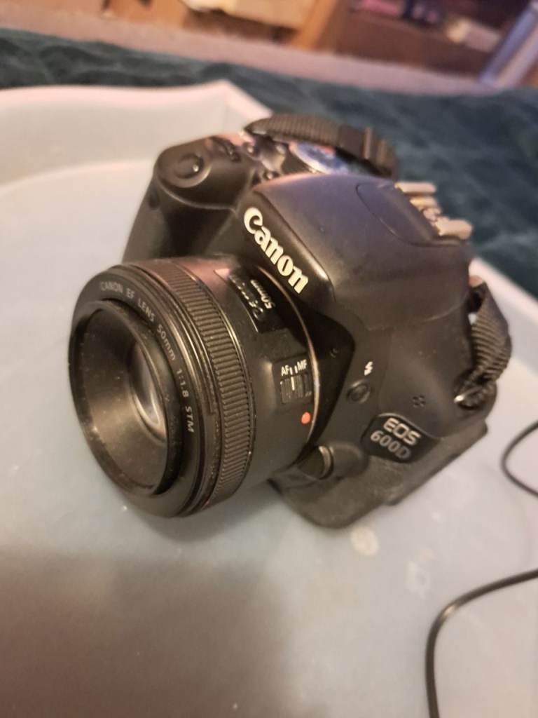 DSLR Canon 600D