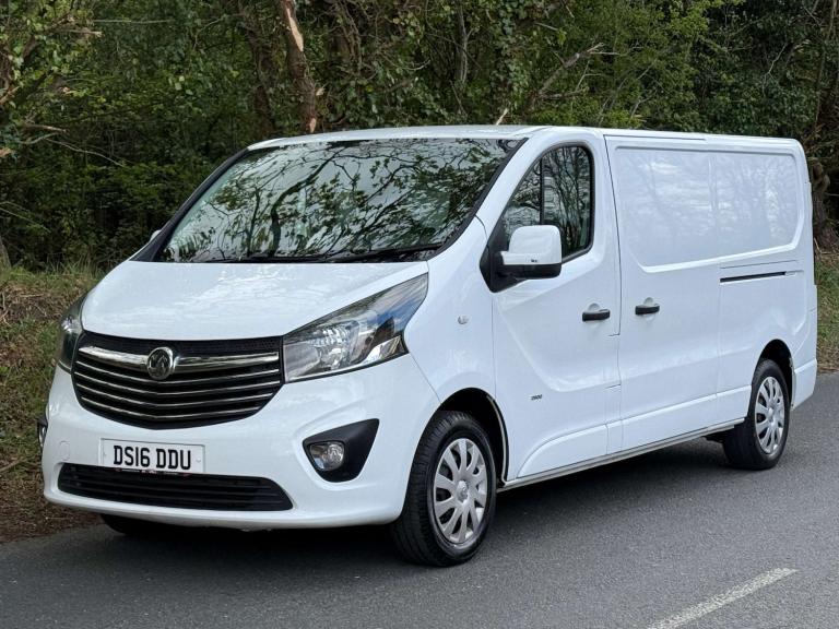 2016 Vauxhall Vivaro 1.6 Vivaro  2900 Sportive CDTi Panel Van Diesel Manual