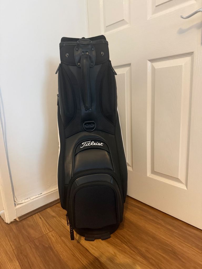 Titleist tour midsize staff bag 