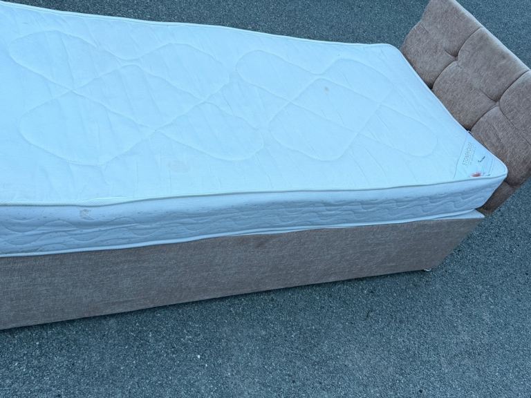 Single bed with mattress for £55