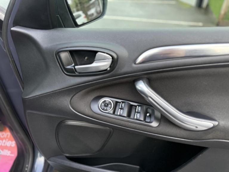 2013 Ford Galaxy 2.0 TDCi 140 Titanium 5dr MPV DIESEL Manual