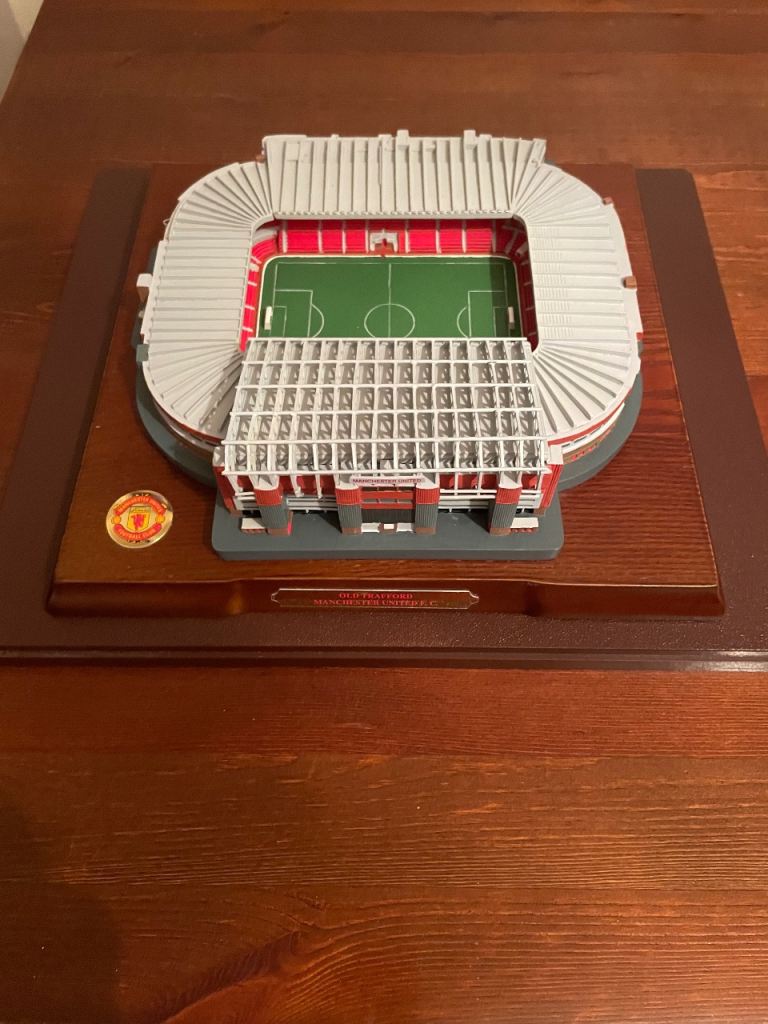 Manchester United Old Trafford Stadium Model – Display Case Included