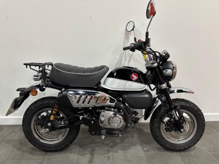 2019 Honda Monkey, 867 Miles, Takagawa Rear Carrier, Upgraded Rear Shocks, Z125