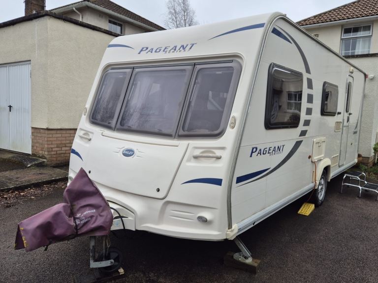 Bailey Padgent Champagne Caravan