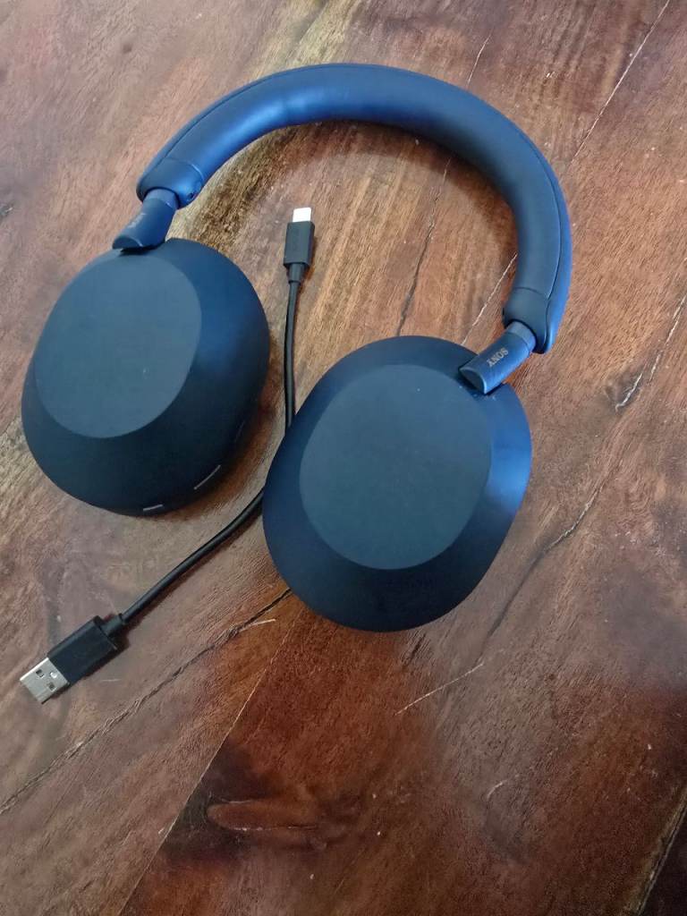 Sony WH 1000XM5 MIDNIGHT BLUE
