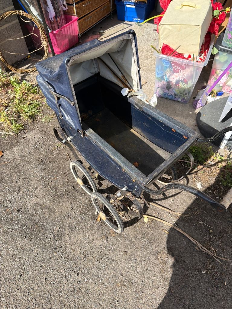 Antique dolls pram FREE