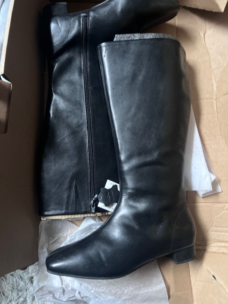 New Black Leather Knee-High Boots - Size 7, 