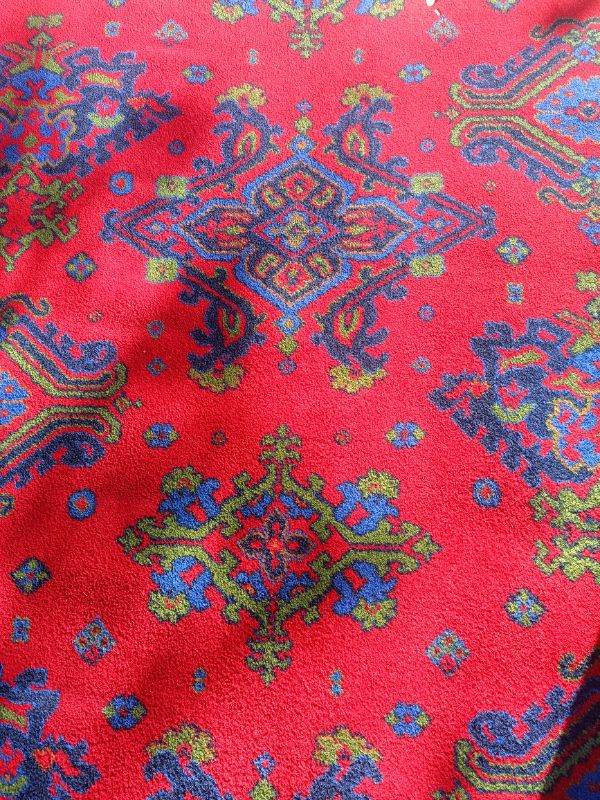 Large Red Patterned Rug – Good Condition