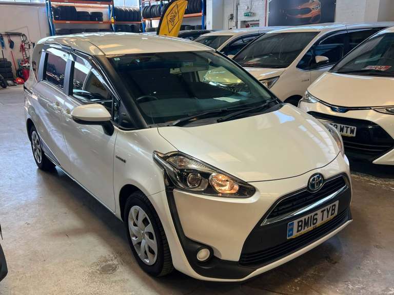 2016 Toyota Sienta 1490 Hybrid