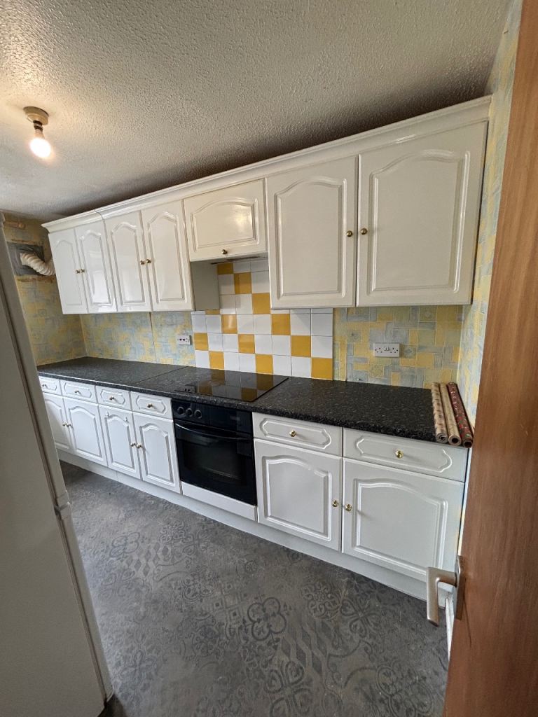 2 Double bedroom flat to let
