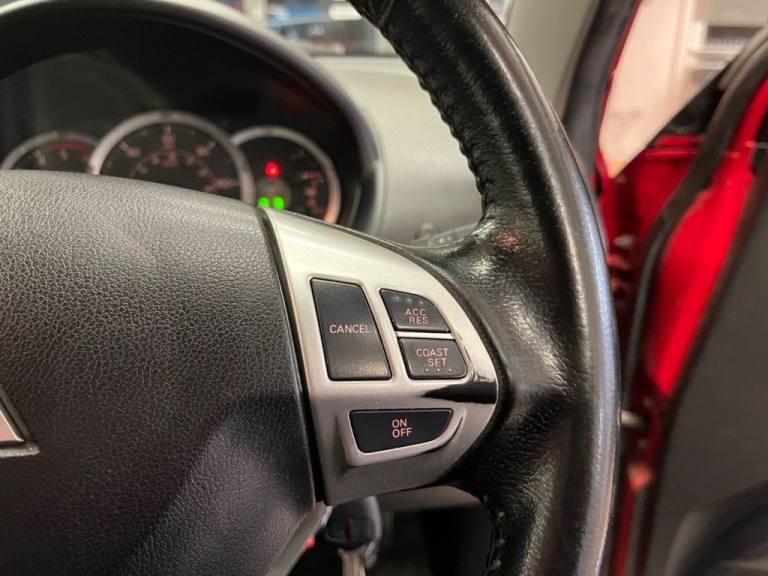 2014 Mitsubishi L200 2.5 DI-D Barbarian Pickup Double Cab 4dr Diesel Manual 4WD Euro 5 (LB) (175 ...