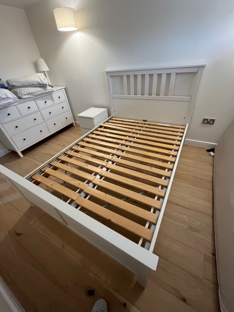 Double bed frame