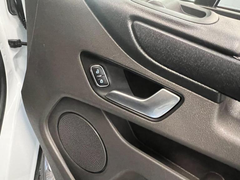 2022 Ford Transit Custom 2.0 EcoBlue 130ps Low Roof Trend Van MPV DIESEL Manual