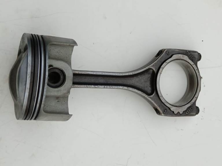 Pistons and connecting rods Lamborghini Gallardo LP560-4