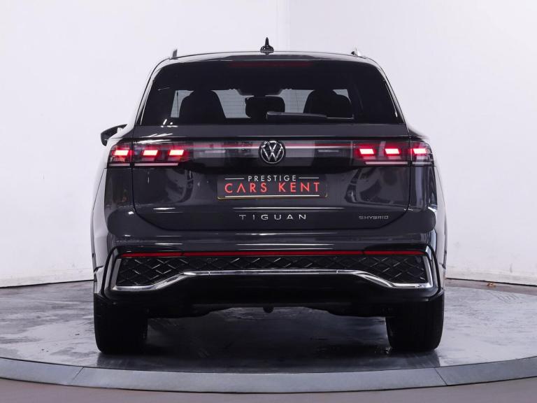 2025 Volkswagen Tiguan 1.5 TSI eHybrid 19.7kWh R-Line SUV 5dr Petrol Plug-in Hybrid DSG Euro 6 (s...