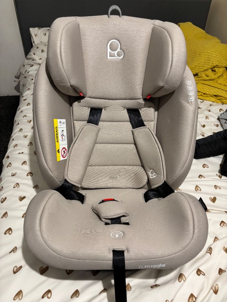 Puggle Car Seat – As Good As New, Beige | in Leicester, Leicestershire ...