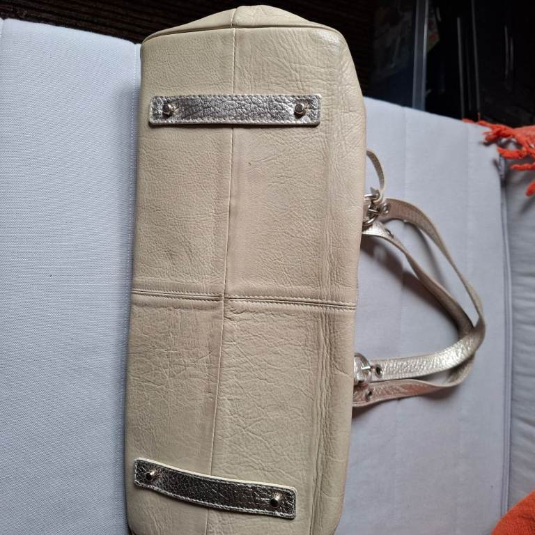 Vintage Via Republica Russell & Bromley handbag