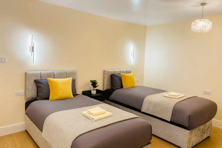 Furnished 3 Bed Near Heathrow 