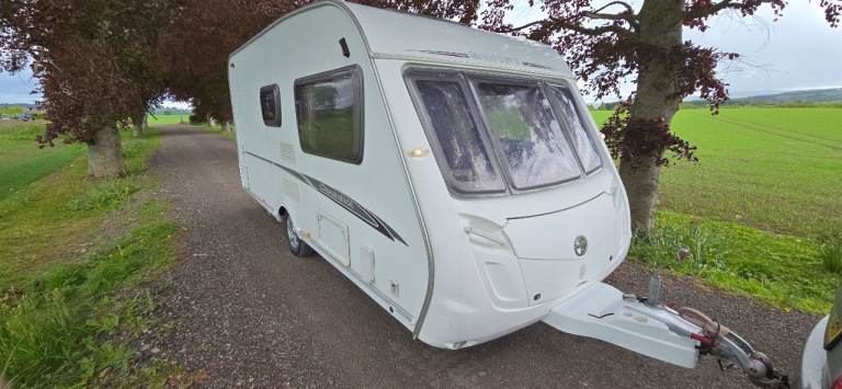 Swift charisma 230 model 2008 2 berth 