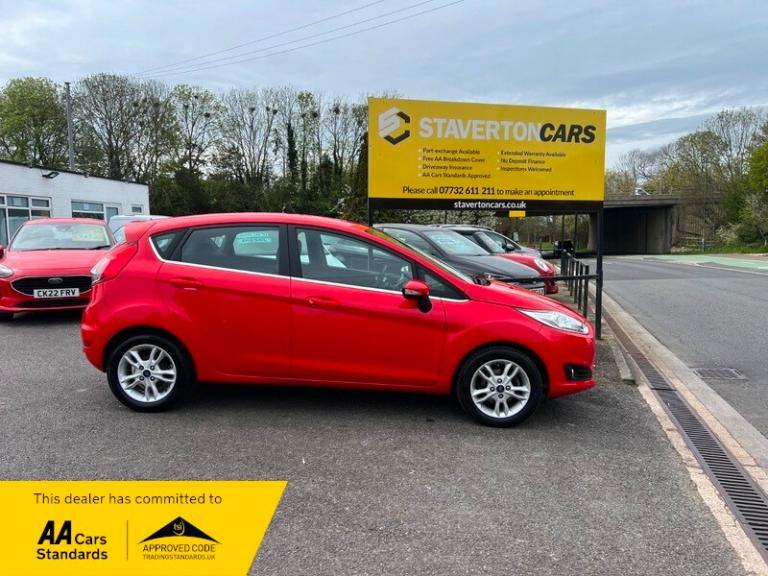 2016 Ford Fiesta ZETEC 1.0 5 Door Red