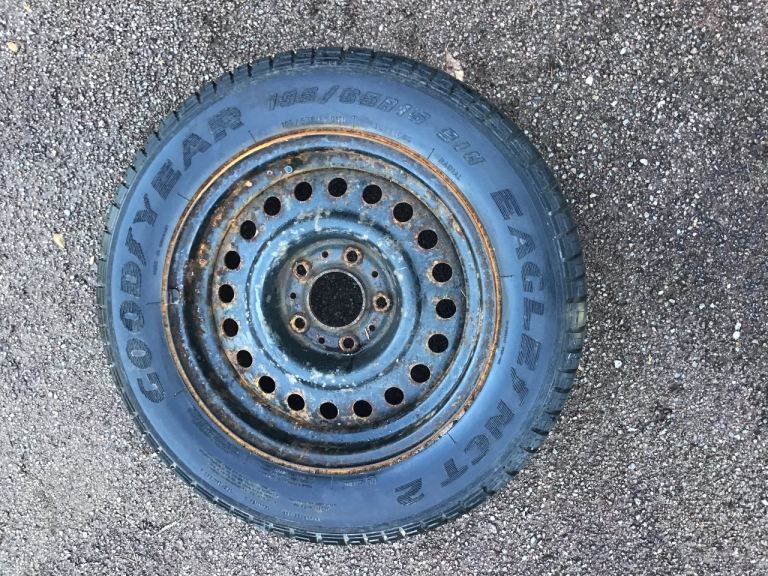 195 55R 15 GOODYEAR TYRE good condition. On 5 spoke Merc wheel- POST OR COLLECT WEYBRIDGE SURREY