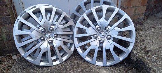 Vauxhall Vivaro wheel trims
