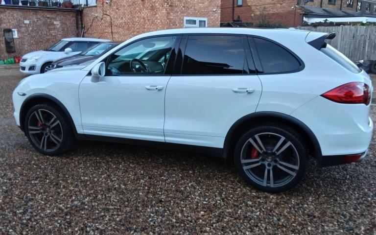  Porsche Cayenne 4.8T V8 Turbo SUV 5dr Petrol TiptronicS 4WD Euro 5 (s/s) (500 ps) Petrol Automatic
