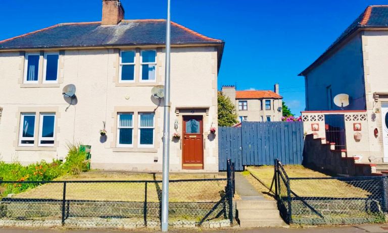 DOUBLE ROOM AVAILABLE in DALKEITH TOWN CENTRE