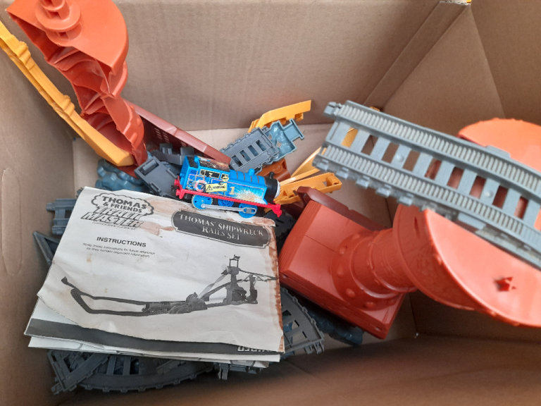 Thomas and Friends Trackmaster Shipwreck Rails train set with motorised ...