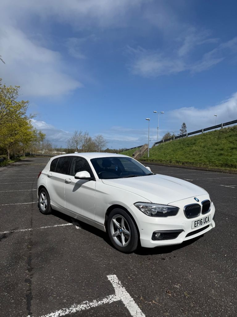 BMW 1 Series 2016 116d white 