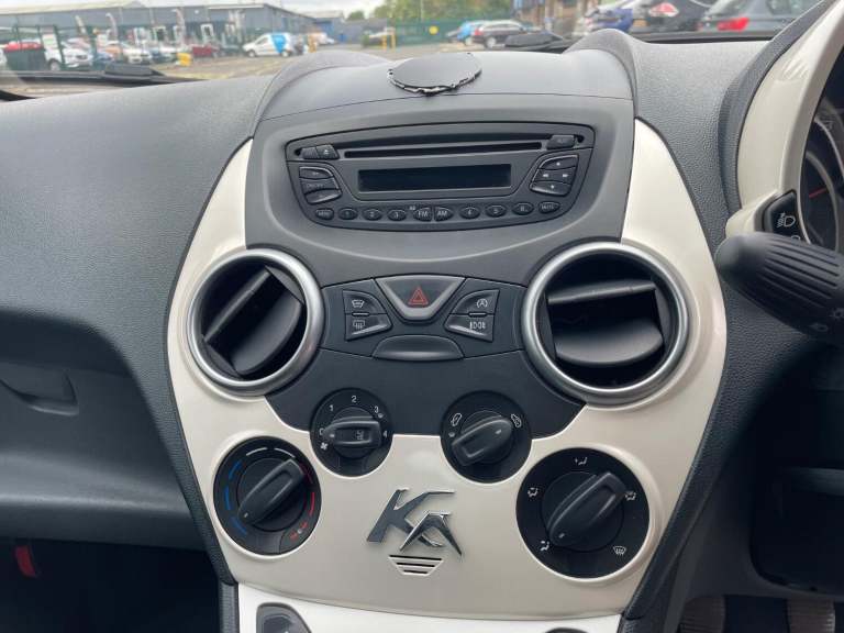 FORD KA 1.2 Zetec 2014