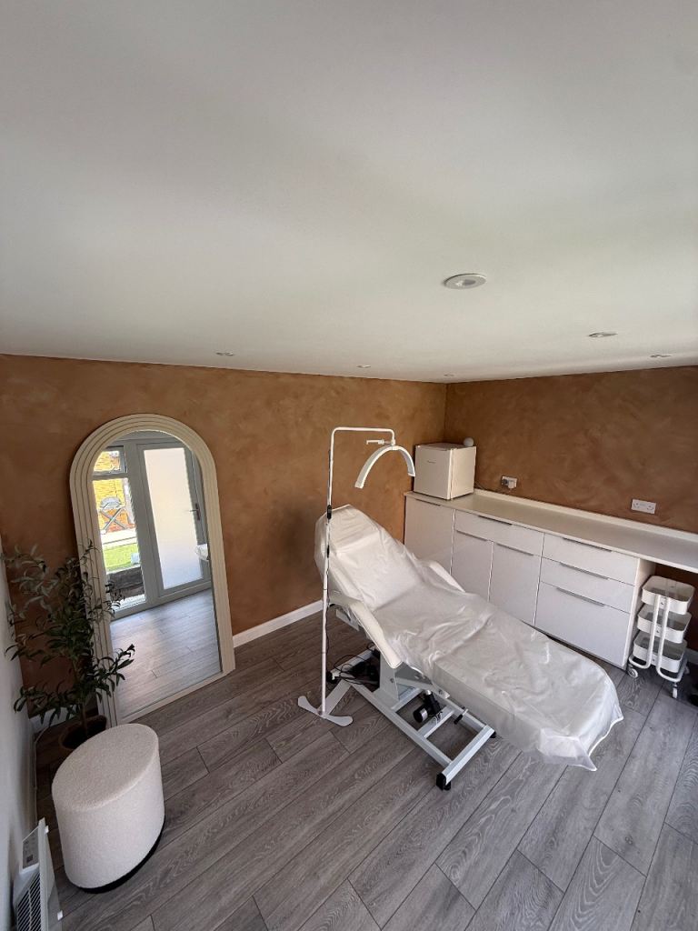 Beauty Therapy Room for Rent