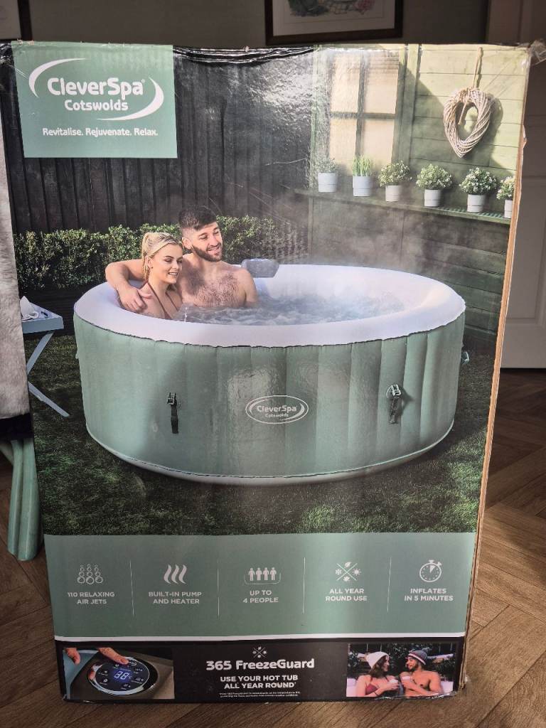 CleverSpa cotawold up to 4 person spa