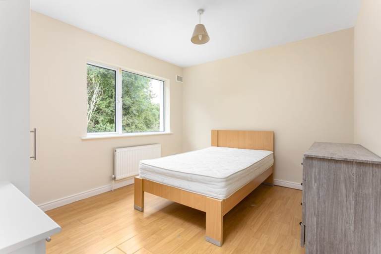 🏠**DSS HOUSING**DOUBLE ROOM in BRISTOL ** SUNNINGDALE, CLIFTON, BRISTOL BS8 2NF **🏠