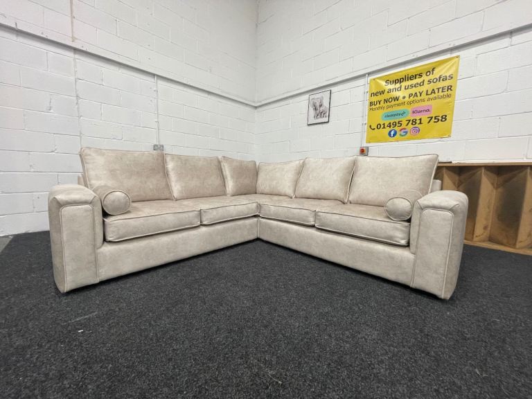 Soho corner sofa I CAN DELIVER PAY MONTHLY