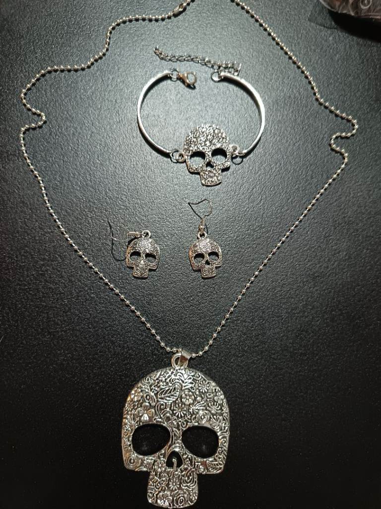Mothers Day  Skull Set