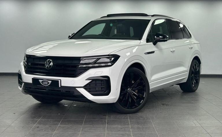 VOLKSWAGEN TOUAREG 3.0 TDI V6 Black Edition Tiptronic 4Motion Euro 6 (s/s) 5dr