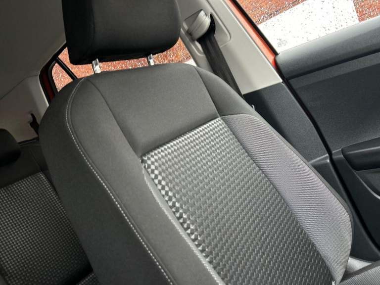 2021 Volkswagen T-Cross 1.0 TSI Active SUV 5dr Petrol DSG Euro 6 (s/s) (110 ps) SUV PETROL Automatic