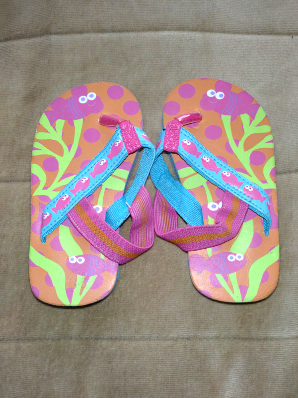 BNWOT Toddlers / Children's Flip Flop Sandals Size 4-5