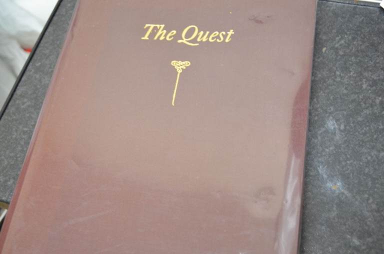 THE QUEST HORSE RACING EXPENSIVE BOOK 
