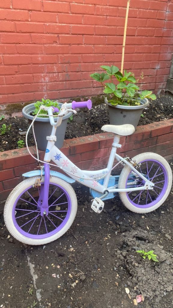 Girls 14” Bike – White, Purple & Blue 