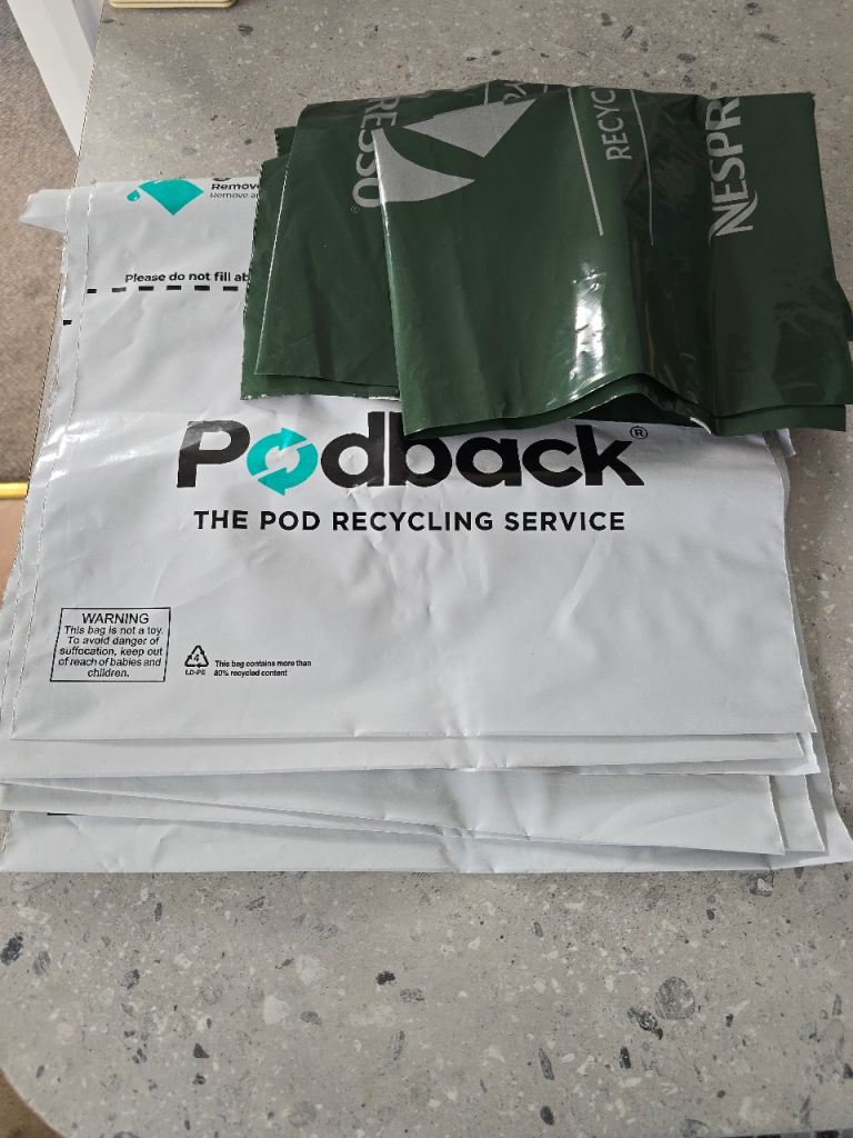 NESPRESSO Vertuo coffee machine and extras