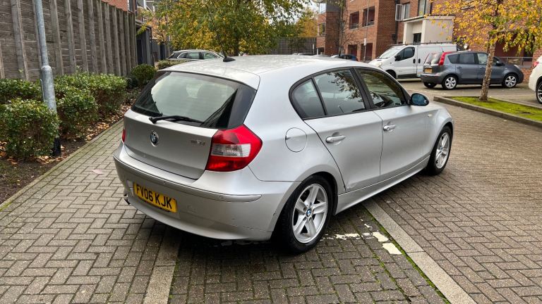 BMW, 1 SERIES, Hatchback, 2006, Semi-Auto, 1995 (cc), 5 doors