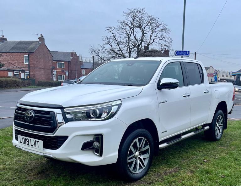 2018 Toyota Hilux Invincible D/Cab Pick Up 2.4 D-4D Auto PICK UP Diesel Automatic