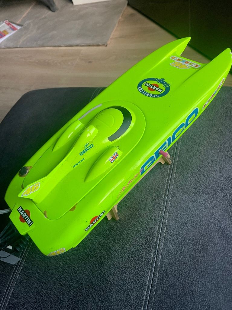 Miss Geico RC speedboat 