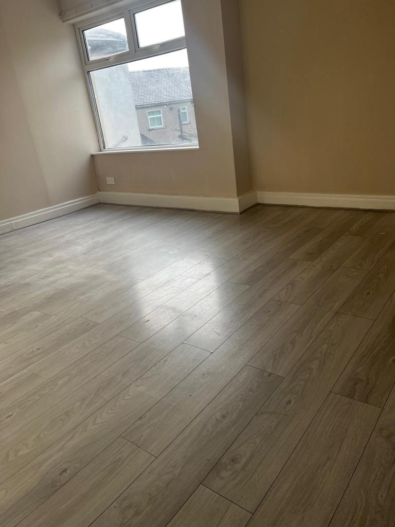 Spacious flat to let 