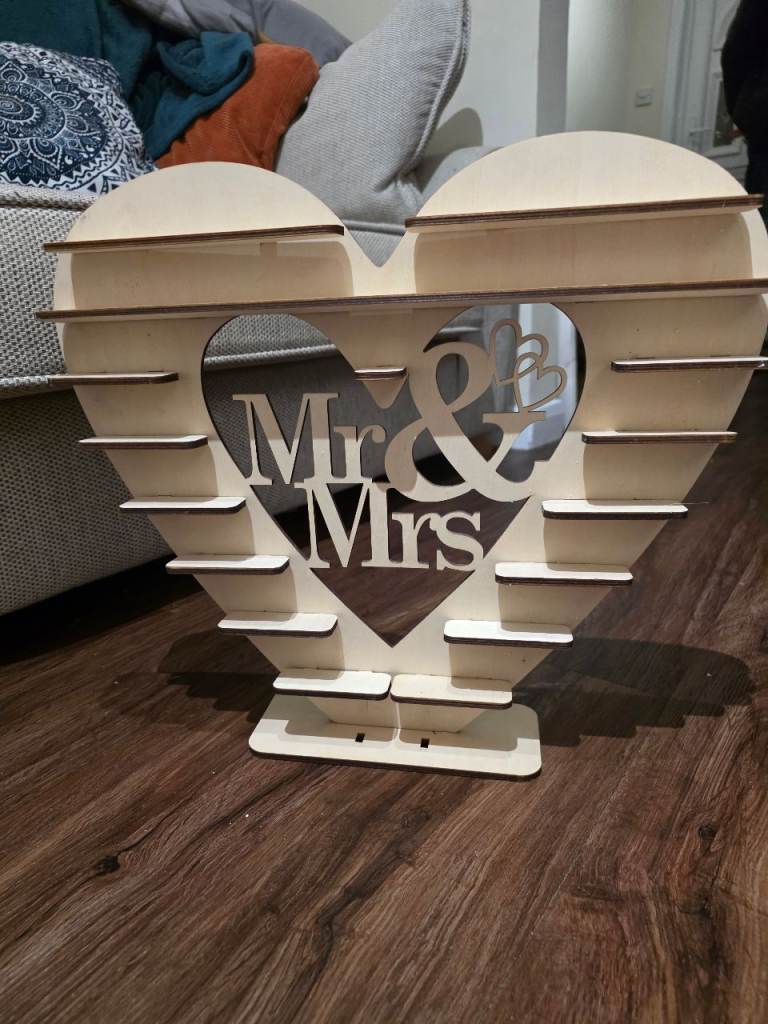 Mr & Mrs wedding sweet stand