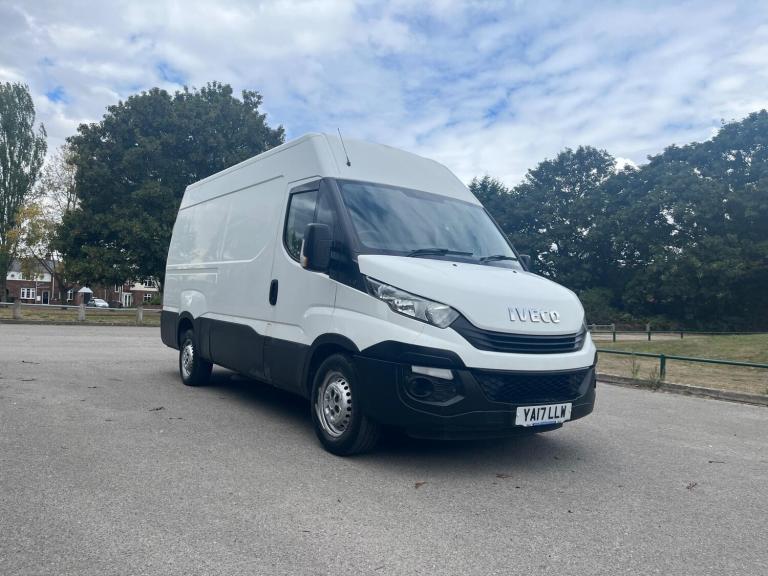 2017 Iveco Daily 2.3 High Roof Van 3520 WB PANEL VAN DIESEL Manual